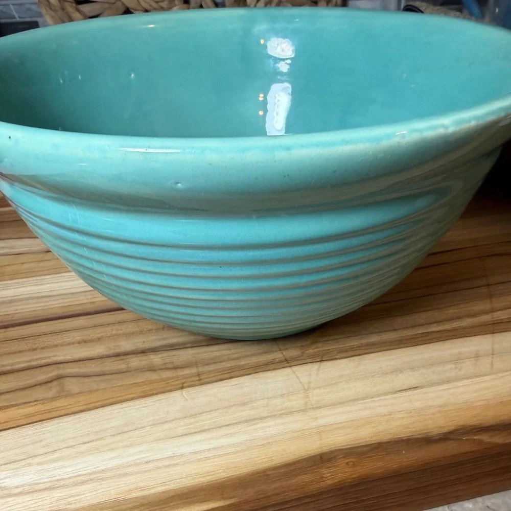 Vintage Aqua Turquoise Ribbed Pottery Mixing Bowl 10.5